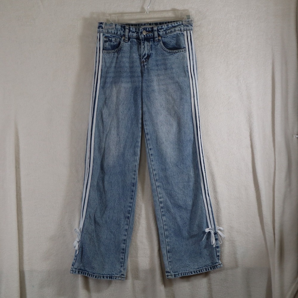 LOVE SOHO Jeans Women's Size 00 Blue mid Rise Straight w/White Side Strips & Bow